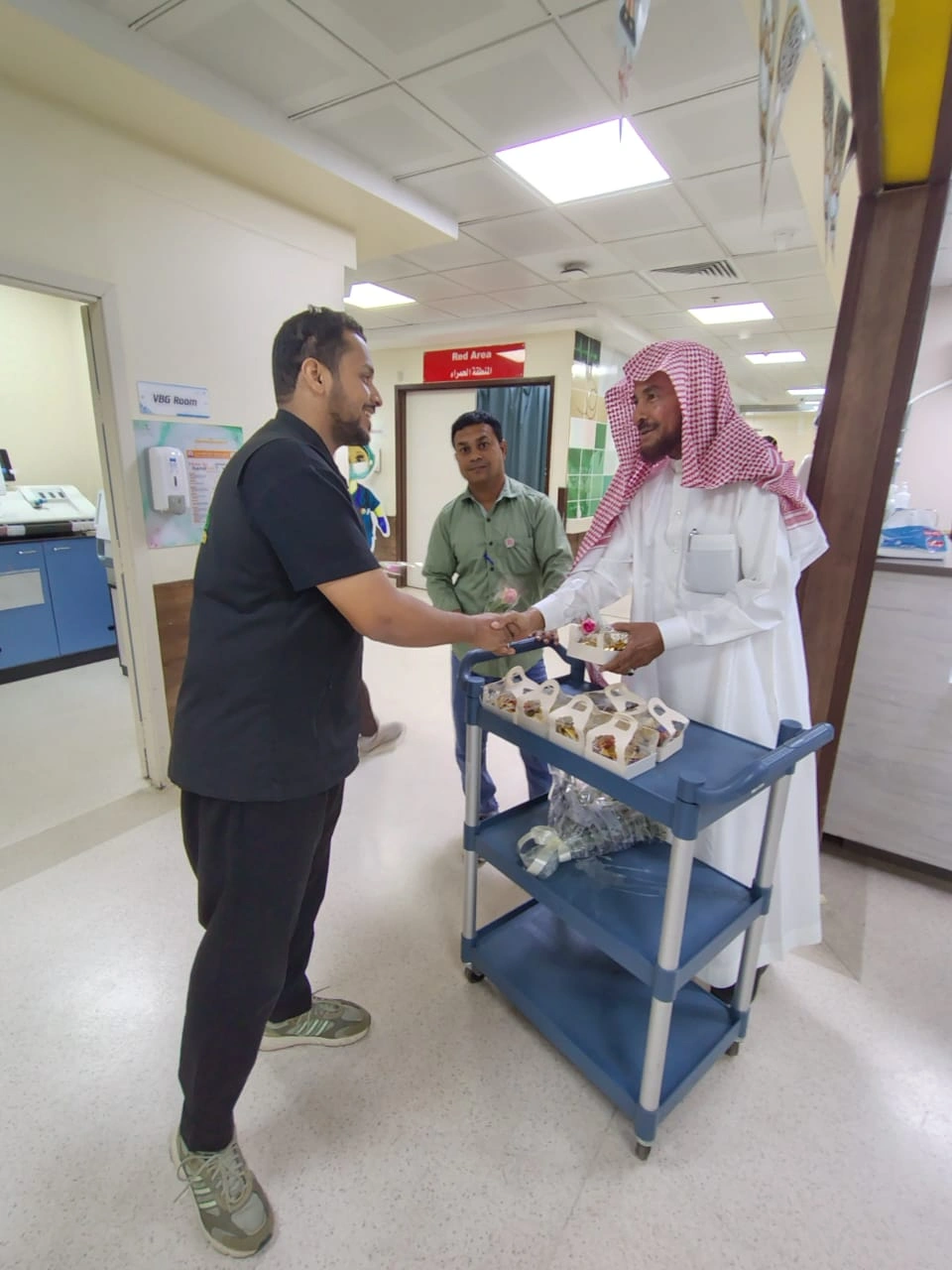 صور من الحملة الطبية الشاملة الأولى بينبع النخل — صورة 22